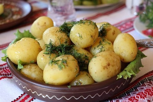 Исследования показывают, что картофель - лучше, чем другие углеводные гарниры -  